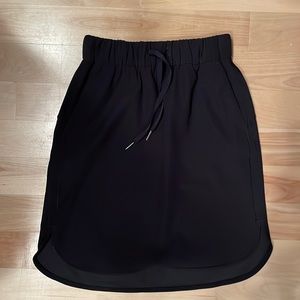 Lululemon on the fly skirt